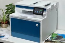 Colour laser printer